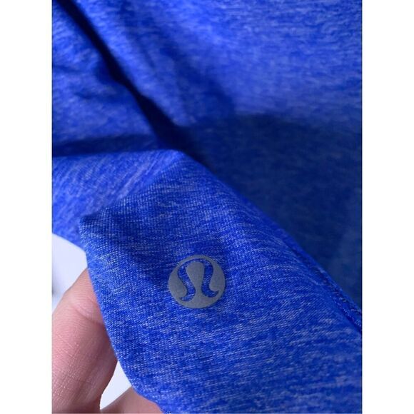 Lululemon Pace Pusher 1/2 Zip women's size four - Picture 4 of 4